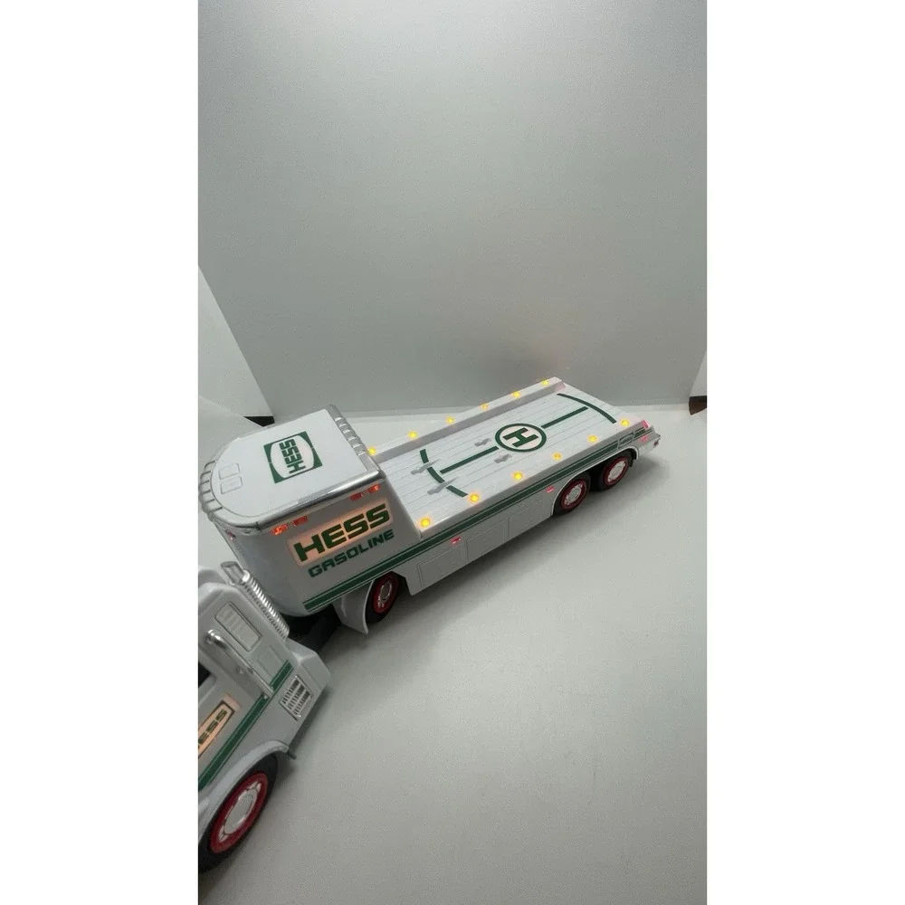 2006 Hess Toy Truck Fat Bed Haul It All. Lights‎ Work Great